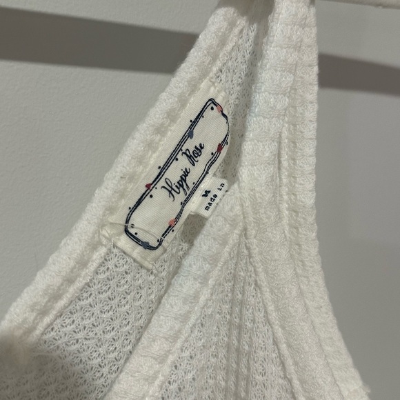 Hippie Rose Sleeveless Front Tie Tank Top - Picture 5 of 6